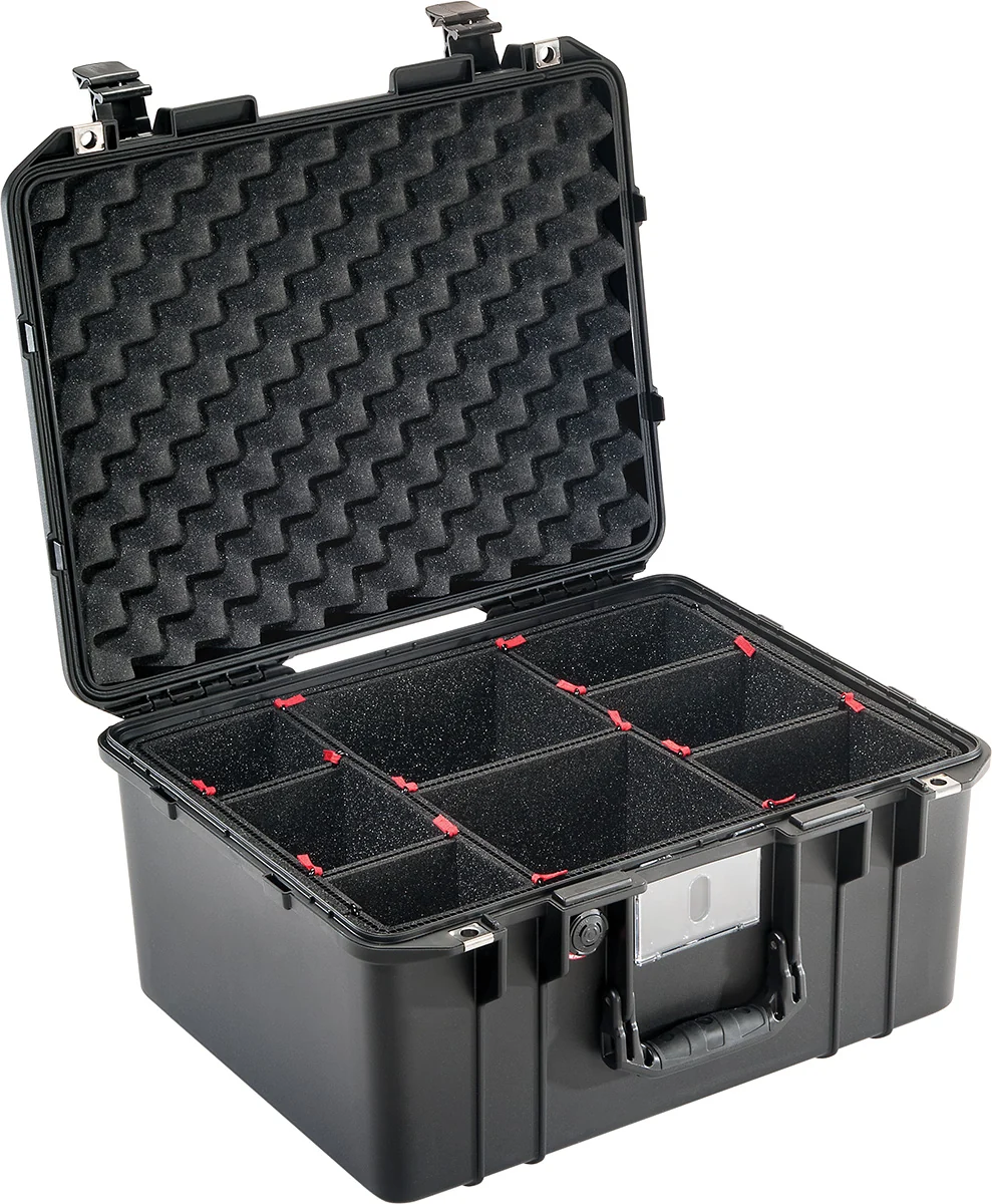 Peli 1557 Air Case suitcase with foam for delicate items - Image 3