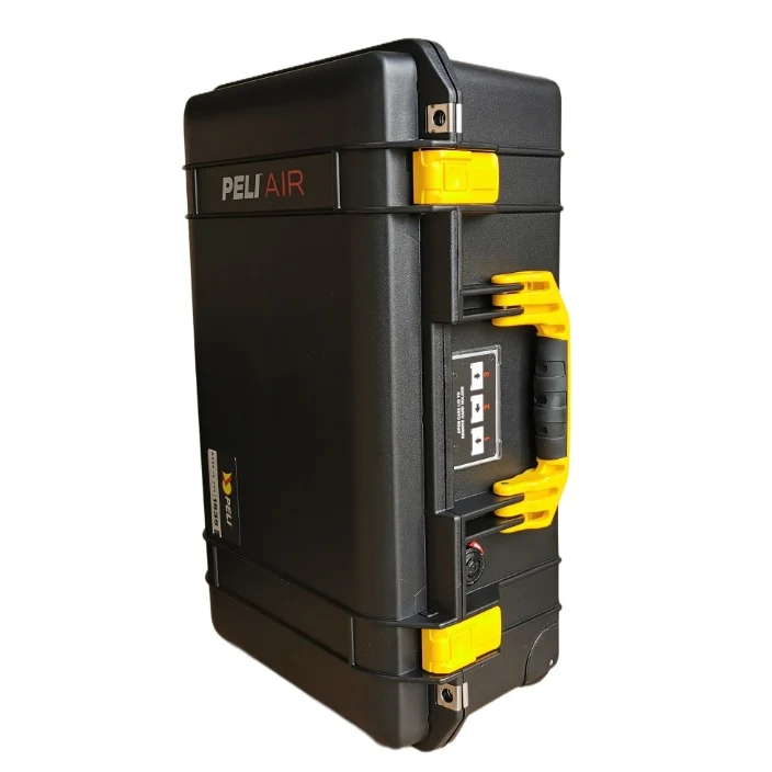 Peli Air 1535 Carry-On Color Case Black with Yellow Details - Image 4